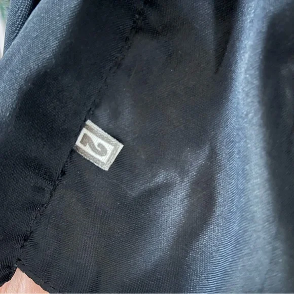 Geometric Patterned Vest - Picture 2 of 3